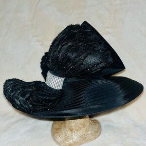 Elegant Black Women's Hat with Rhinestone Detail